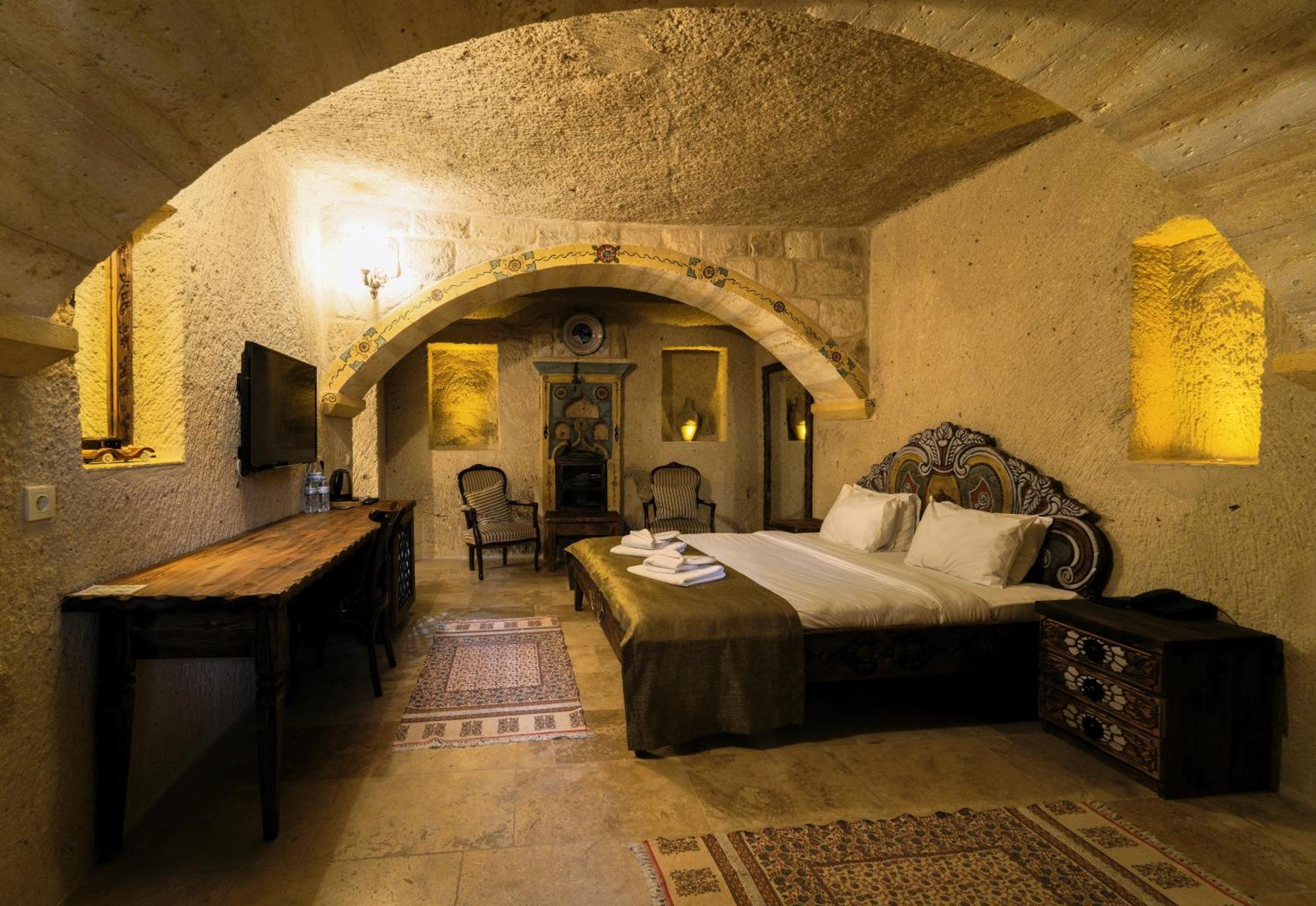 Capp Royal Cave Hotel Ürgüp Bagian luar foto
