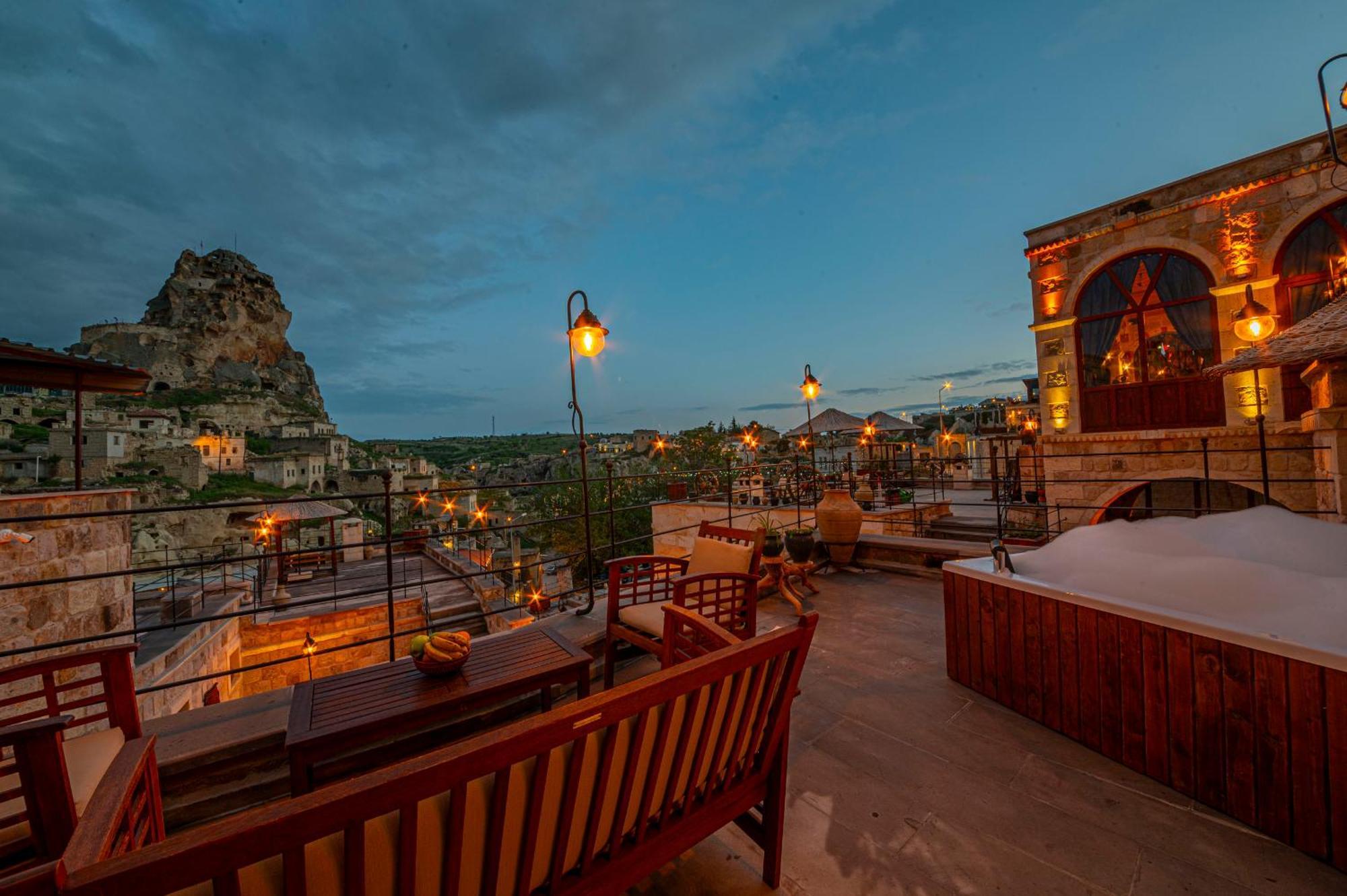 Capp Royal Cave Hotel Ürgüp Bagian luar foto