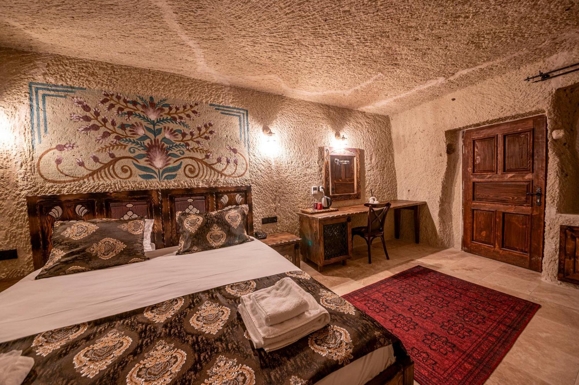 Capp Royal Cave Hotel Ürgüp Bagian luar foto