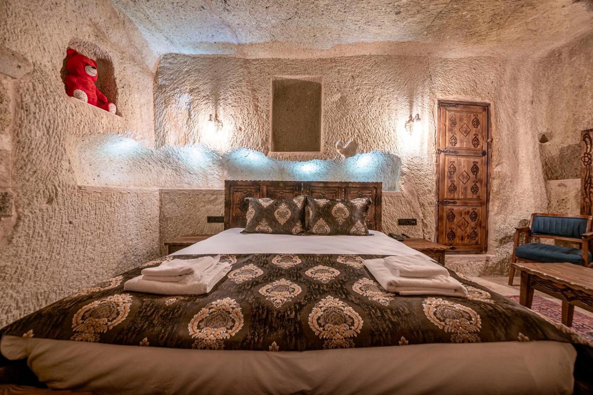 Capp Royal Cave Hotel Ürgüp Bagian luar foto
