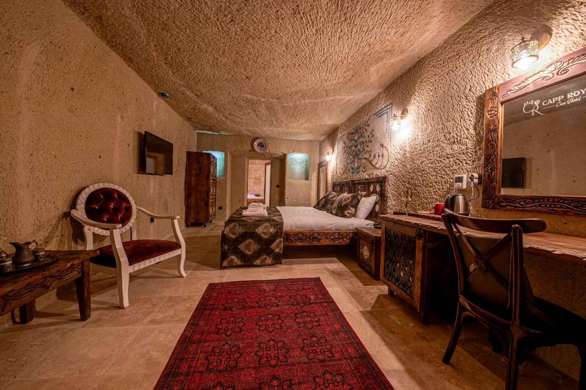 Capp Royal Cave Hotel Ürgüp Bagian luar foto