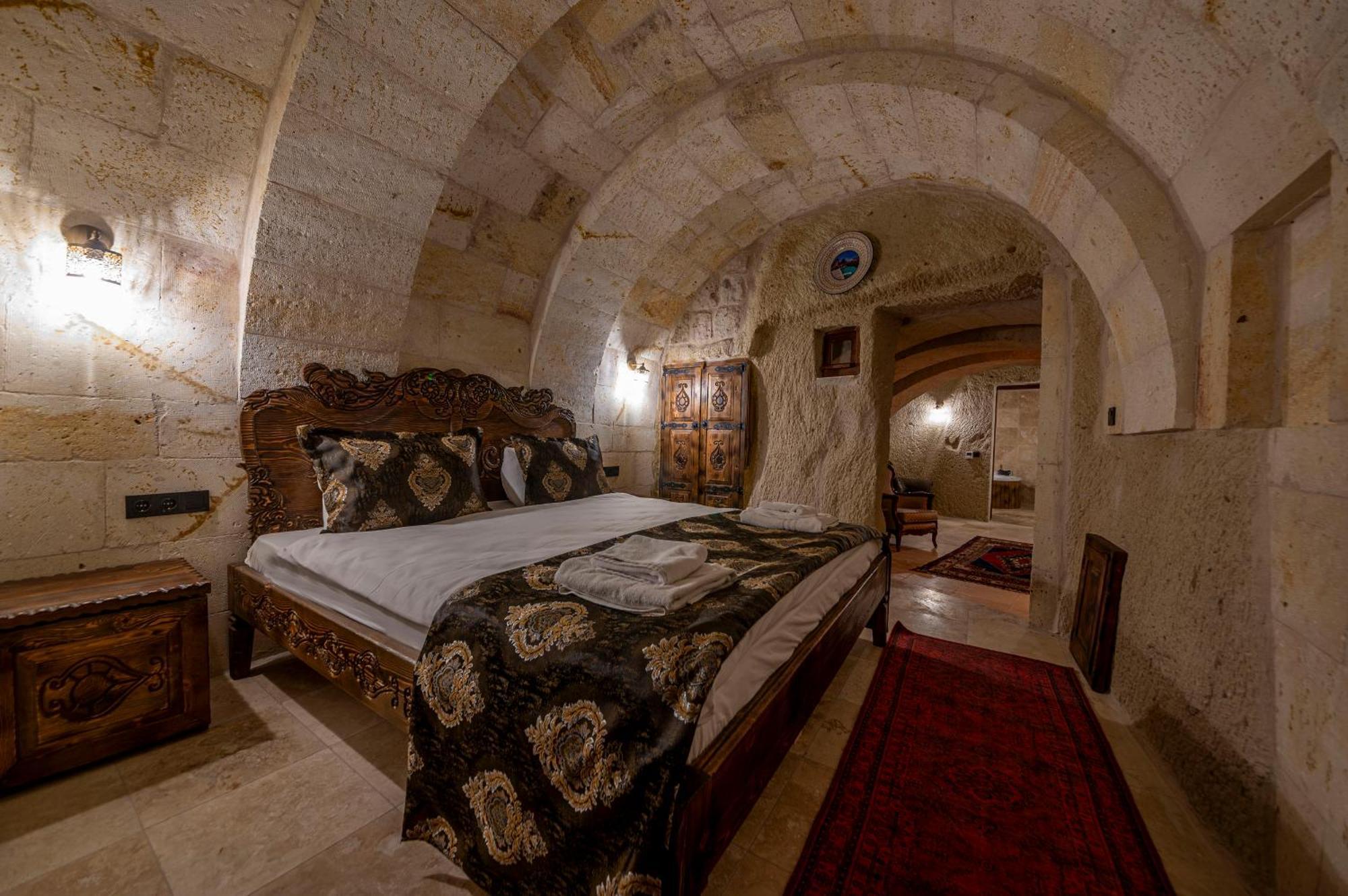Capp Royal Cave Hotel Ürgüp Bagian luar foto