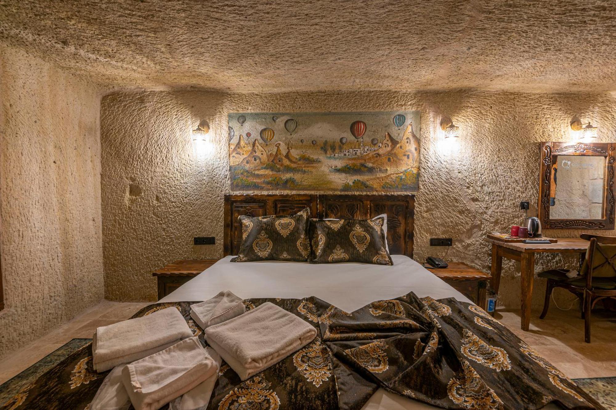Capp Royal Cave Hotel Ürgüp Bagian luar foto