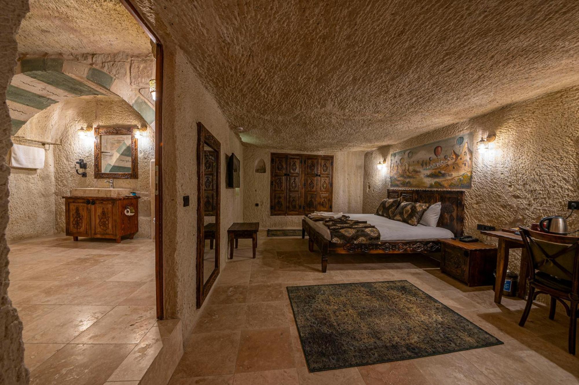 Capp Royal Cave Hotel Ürgüp Bagian luar foto