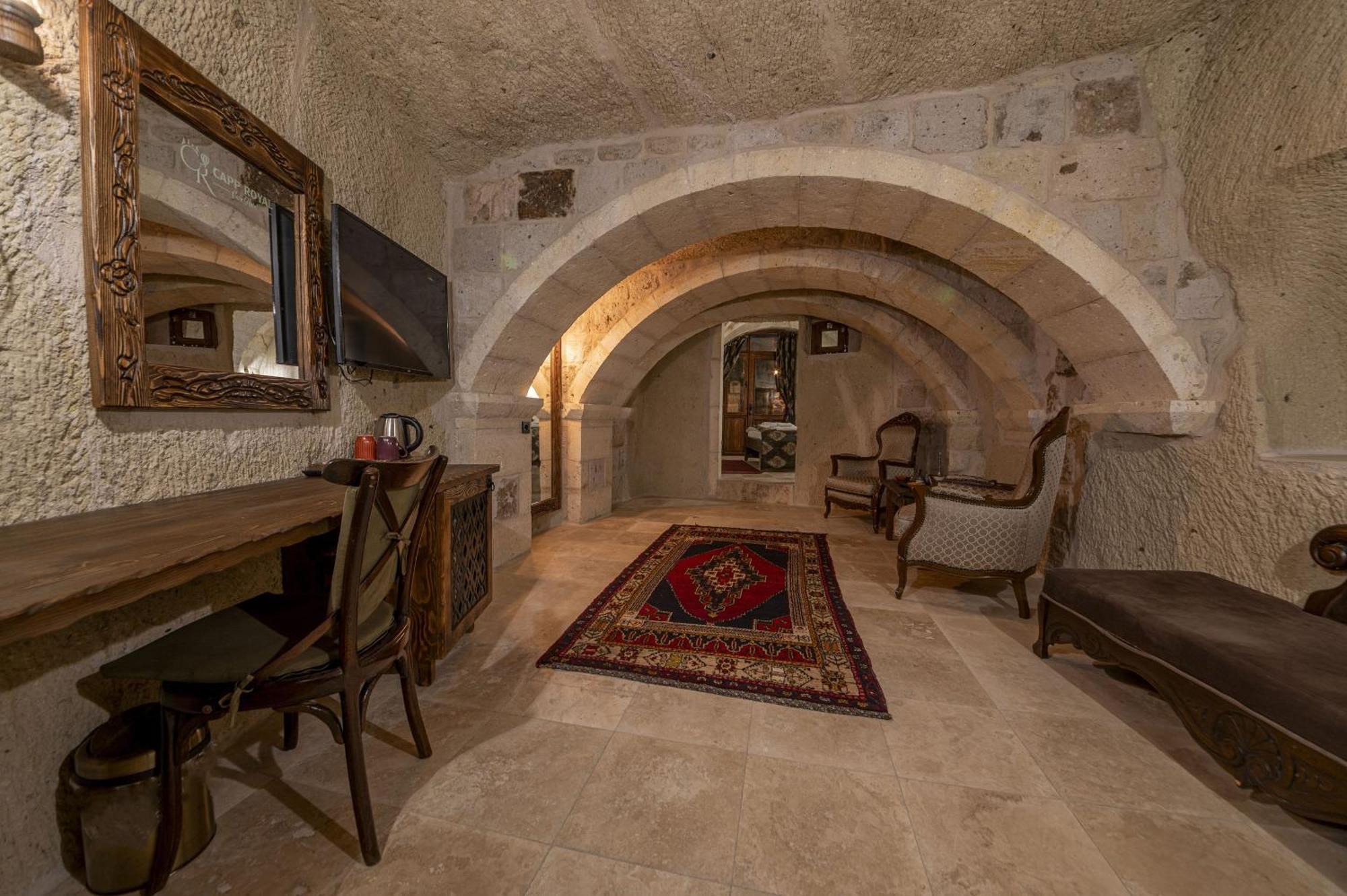 Capp Royal Cave Hotel Ürgüp Bagian luar foto
