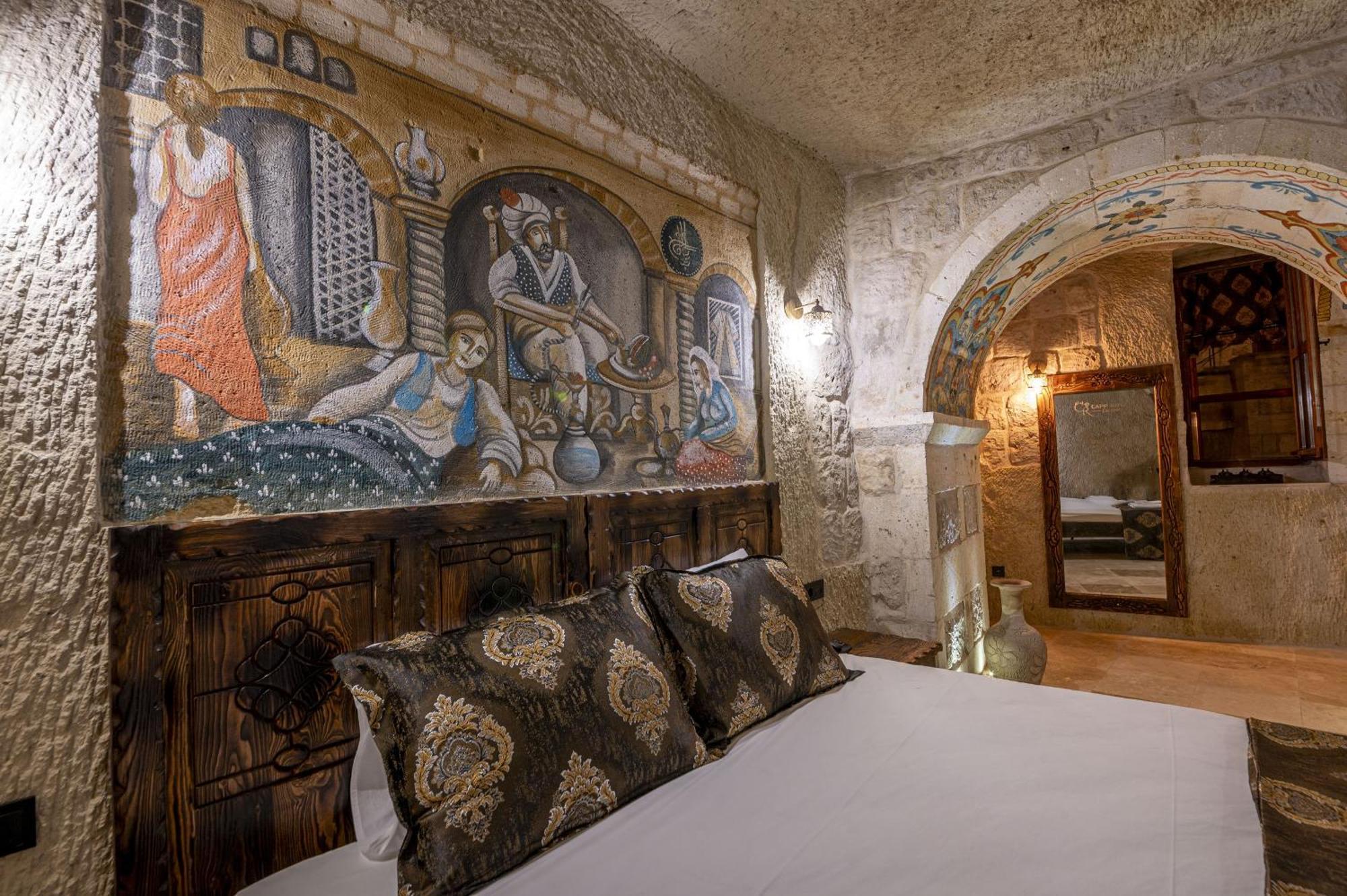 Capp Royal Cave Hotel Ürgüp Bagian luar foto