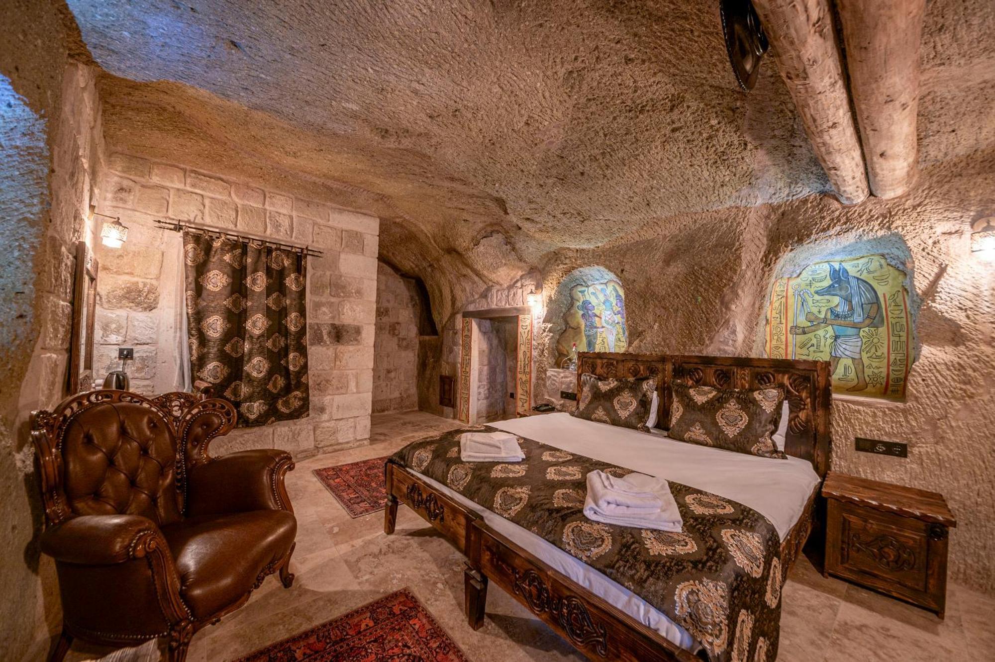 Capp Royal Cave Hotel Ürgüp Bagian luar foto