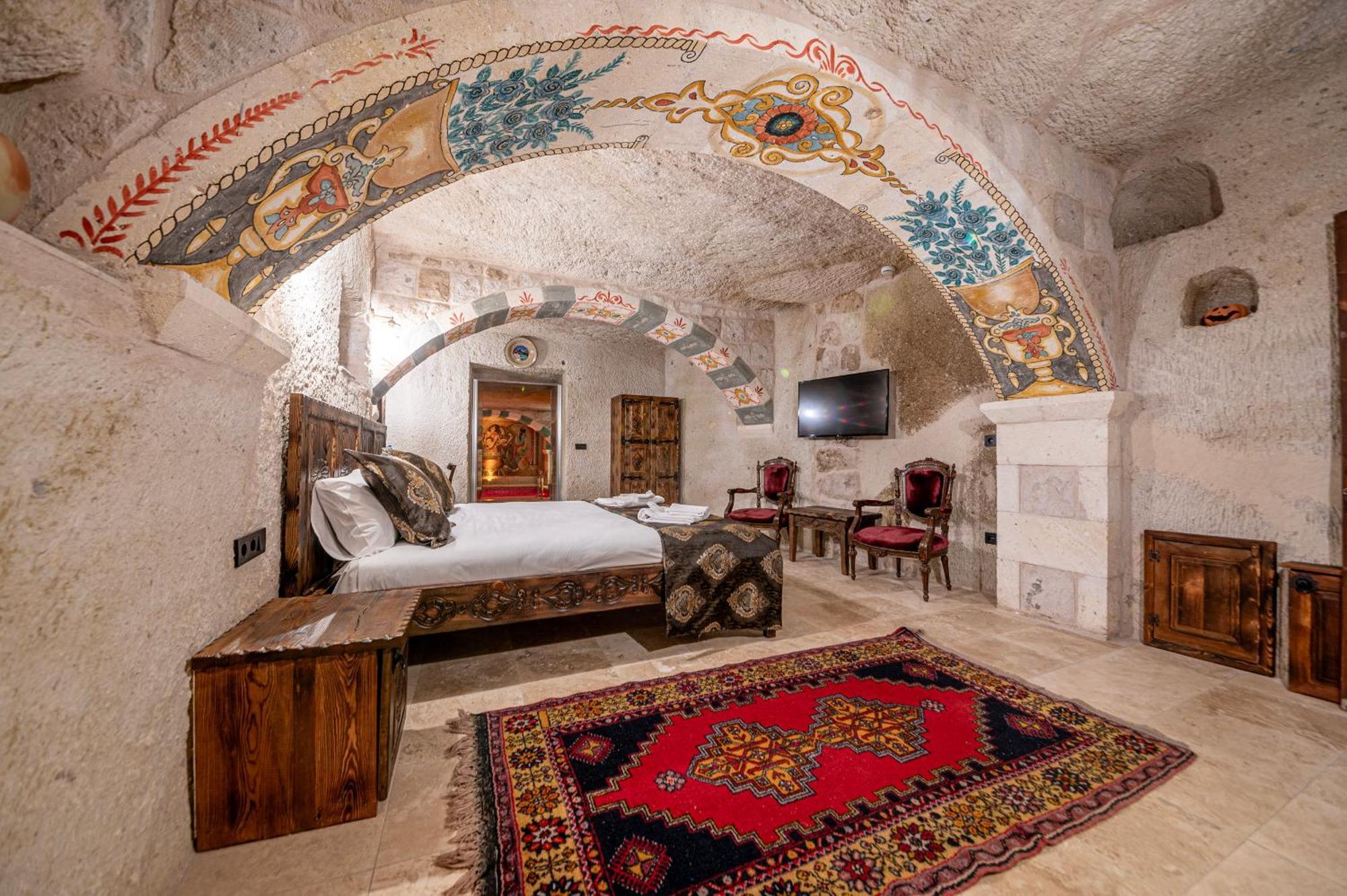 Capp Royal Cave Hotel Ürgüp Bagian luar foto