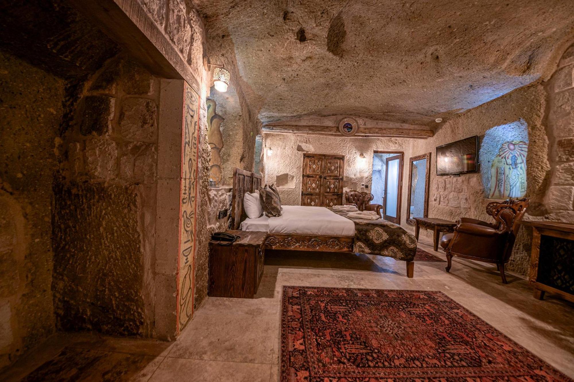 Capp Royal Cave Hotel Ürgüp Bagian luar foto